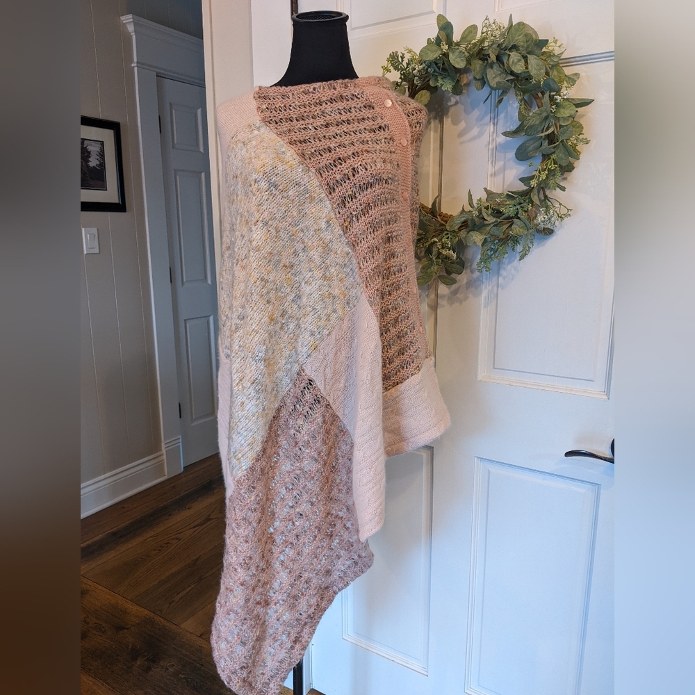 Honeybea Poncho